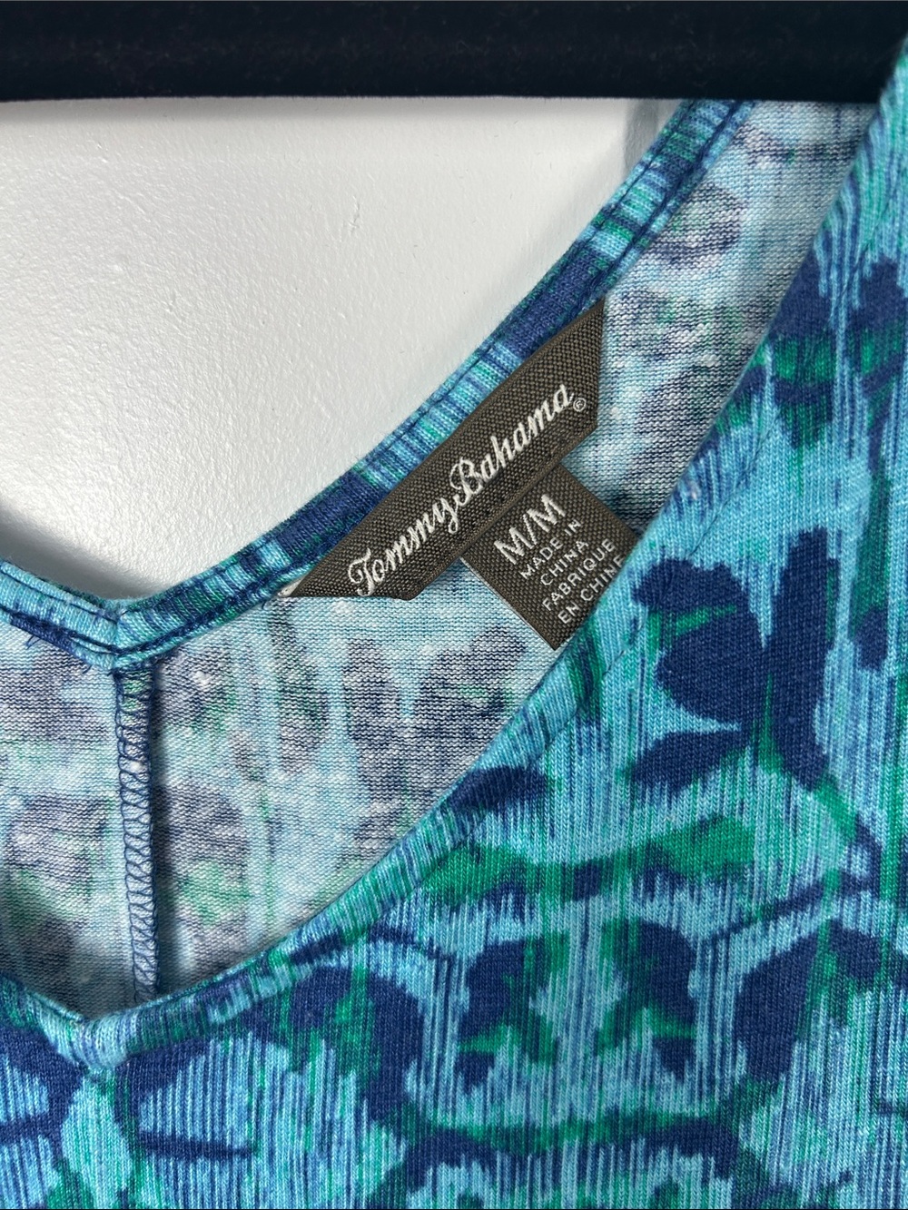 Tommy Bahama Teal and Blue Patterned V-Neck Maxi Dress Size Medium - Picture 2 of 4